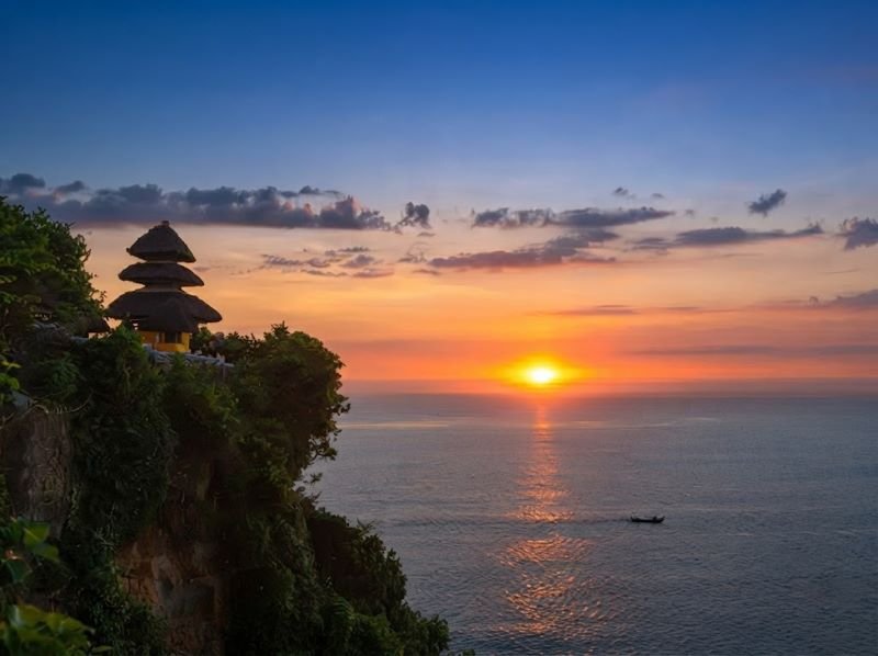 sunset atmosphere near Uluwatu