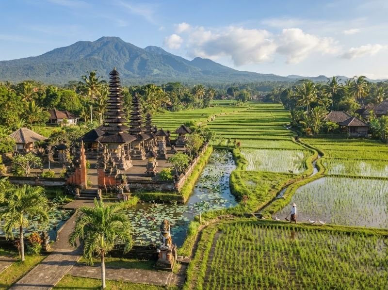 Bali countryside scenery along a planned Mengwi itinerary