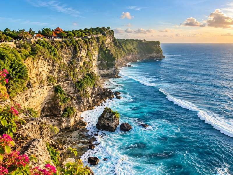 Uluwatu travel guide